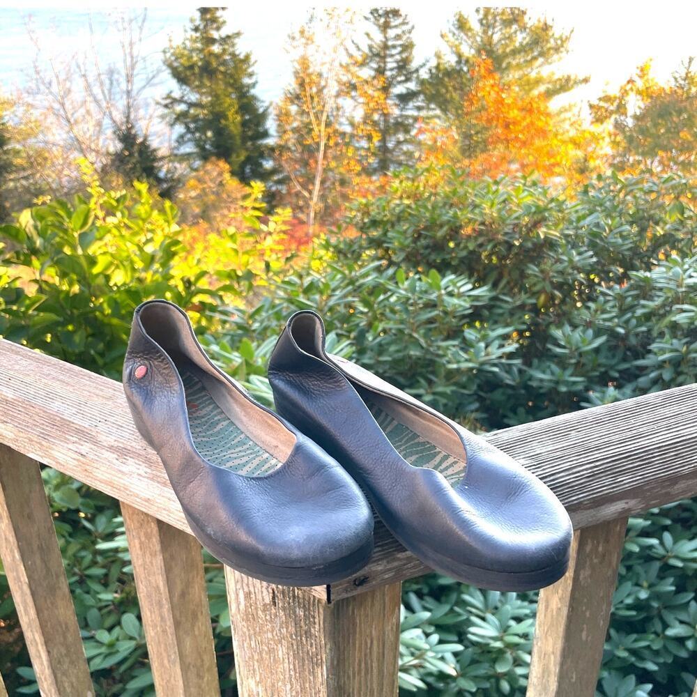 Softinos by Fly London Asa Wedge Slip-On Flats Navy Leather Comfort Shoes
